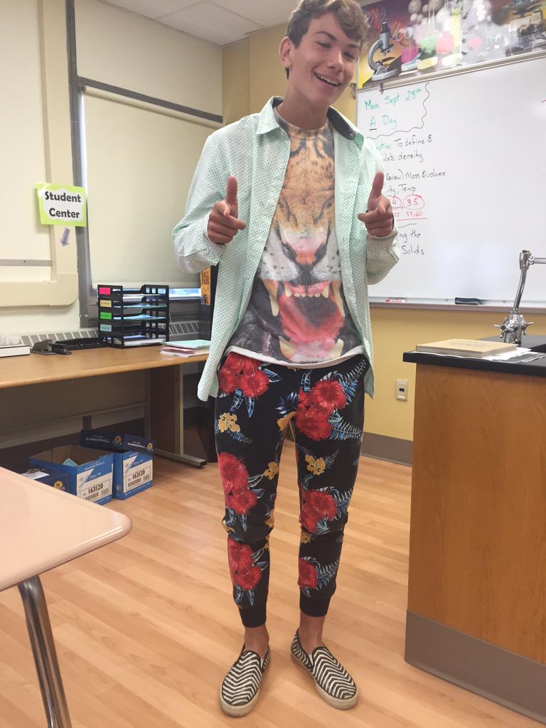 CPPStuCo's tweet photo. What a mess! Check out these fashion disasters from Hot Mess Day! #cppspirit http://t.co/2ZRIWGgrpd