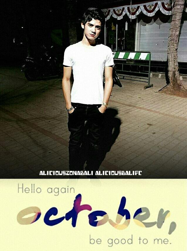 nurrsitye12's tweet photo. Welcome October for u myOctober Boy, bahagia terus ya myboy @alysyarief @aliandofan http://t.co/QZX6yDMT6i