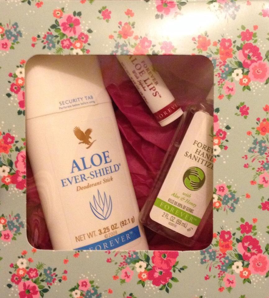 SSNature's tweet image. Custom made gift sets ideal for #Christmas presents, #babyshower or #birthday gifts. #healthyliving