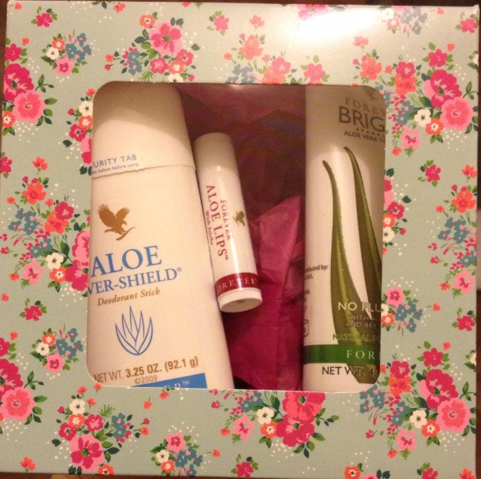 SSNature's tweet image. Custom made gift sets ideal for #Christmas presents, #babyshower or #birthday gifts. #healthyliving