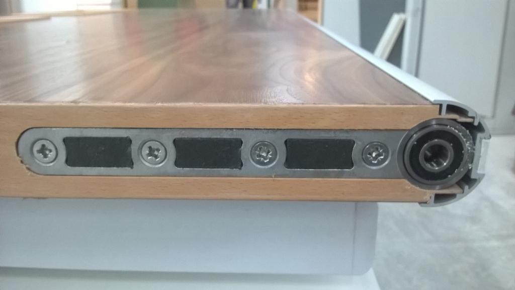 Principaldoors1's tweet photo. Americanblack walnut door contrasting bead with #safehinge. Beautiful looking built like #brickouthouse @philippross http://t.co/SIcY8V4JHX