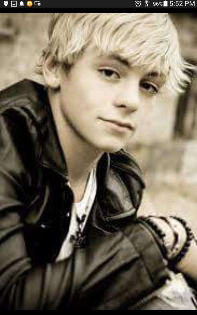 BgGabrielle's tweet photo. Je trouve que t'ai beau comme acteur http://t.co/GmkyTEsrW9