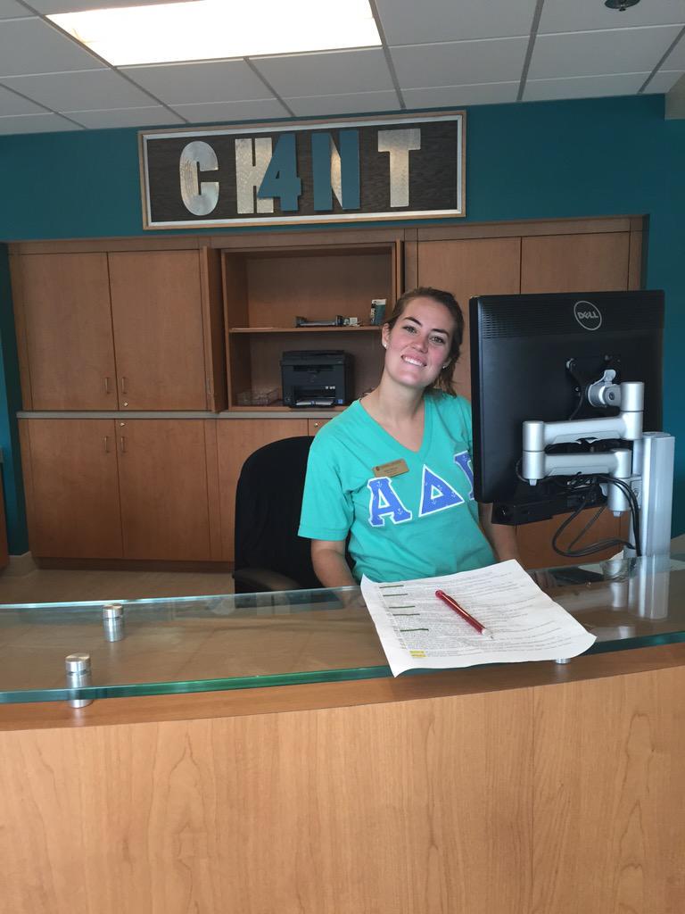 adpikapp's tweet photo. @SustainCoastal #46 @CHANT_411 #CCUTreasure WE love Julia! http://t.co/SrGeA1sGhC