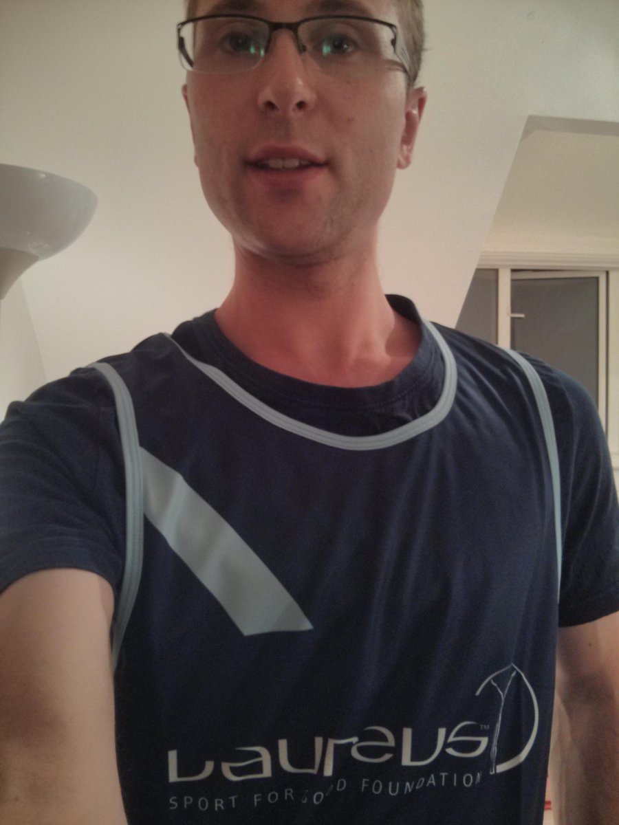 Rasppi83's tweet image. Running for @LaureusSport in the Oxford Half marathon. Helping to promote sport around the world. #TeamSportforGood