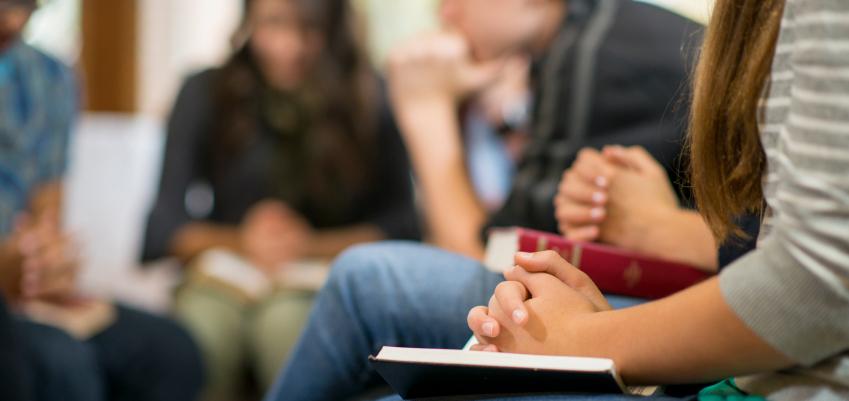 iBibleStudyApp's tweet image. Start a Bible study group &amp;amp; enrich your understanding of God’s Word. #biblestudytips