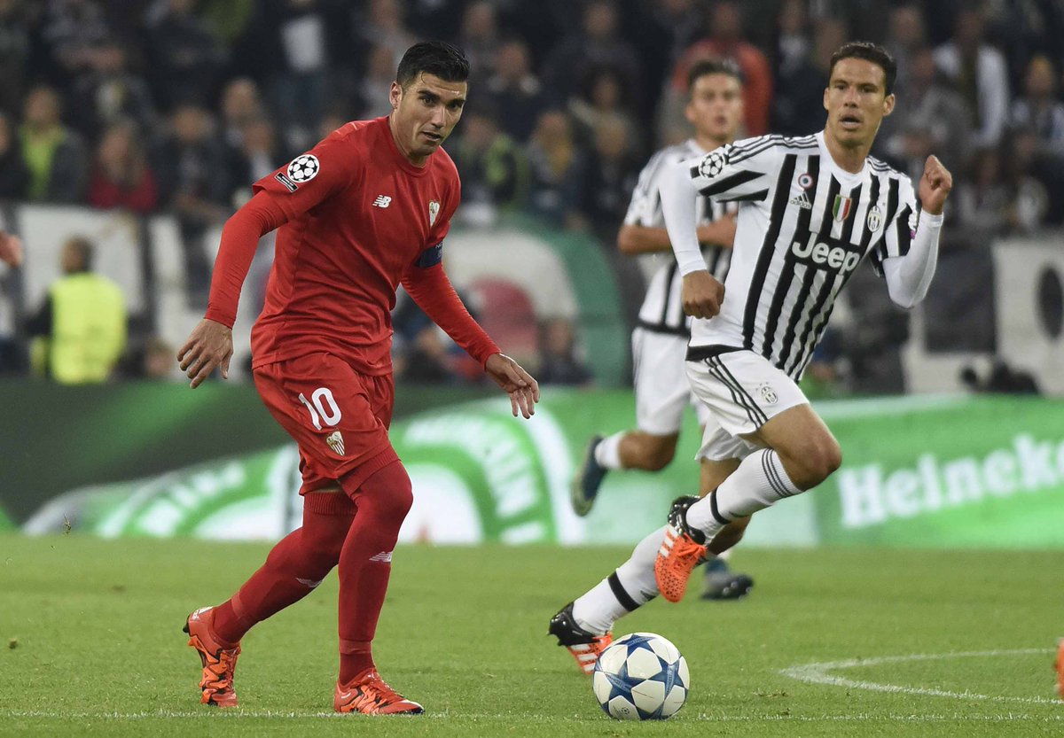 SevillaFC's tweet photo. .@juventusfc 2-0 #SevillaFC: Sin réplica ante una Juve muy superior http://t.co/DDH1R910vX #vamosmisevilla #JUVvSFC http://t.co/nNuHLaFQ2L