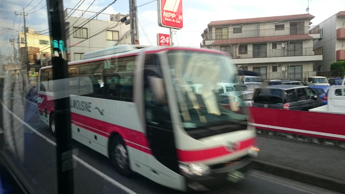 りょう No Twitter 高速 柏駅 柏の葉キャンパス駅 成田空港 成田空港交通1001号車 ダイヤ改正初日 圏央道まわりの成田空港行はコンセント付きの新車 柏icまでは羽田空港線と同じルートの模様 がんセンター非経由 Http T Co Rqycw4ja4m