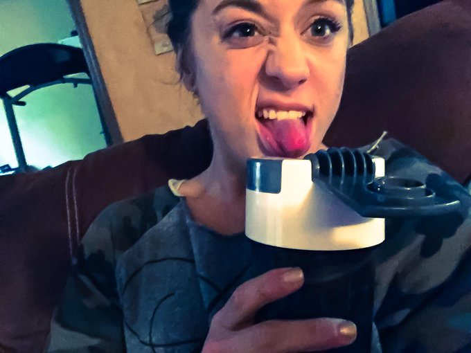 Looking crazy post workout while I drink my yummy @1stPhorm CTC...CTC just makes my heart happy😻#GoodVibes<a href="/tag/goodvibes"class="tags"><span>#goodvibes</span></a><a href="/tag/3daysout"class="tags"><span>#3daysout</span></a>