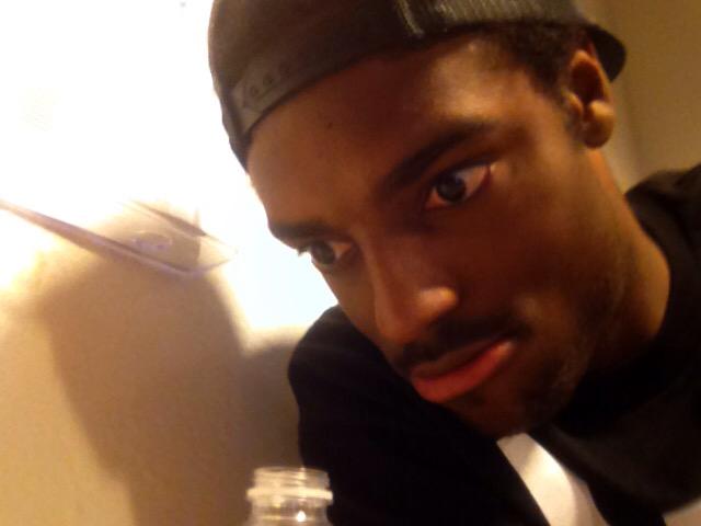 LetItRollLV's tweet photo. Rt if you love this dudes tre bombs 😇 http://t.co/fTfuNTor9v