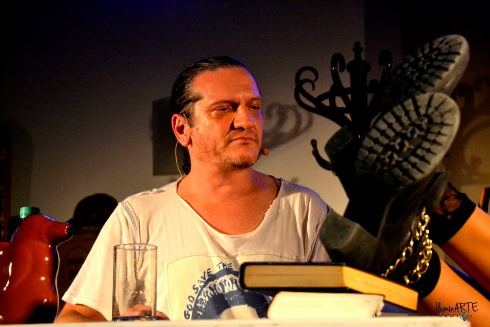 sztajnszrajber's tweet photo. Desencajados a zapatazos...
1/10 - Santa Fe, Teatro Luz y Fuerza
9/10 - Capital, @NdTeatro http://t.co/zNmY34buYC