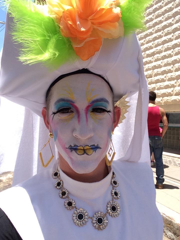 iNUN69's tweet photo. Besties! #sistersofperpetualindulgence http://t.co/dbHx8hq39A