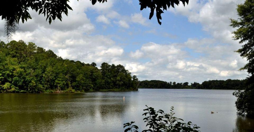 aldotcom's tweet photo. Here's what you need to know about the five Alabama state parks set to close http://t.co/oTinlz4GSZ #ALparks http://t.co/SCG4poGJYu