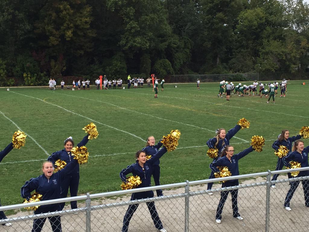 MrsBoydTMS's tweet image. Cheerleaders on fleek! #tmscheer