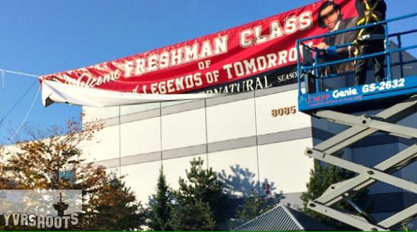 jrodackles_'s tweet photo. Hey @jarpad @JensenAckles @mishacollins @OfficialBrianaB  all #spncast #spncrew nice welcoming @DCLegendsTV #workhrd http://t.co/Vyd6mDLCqW