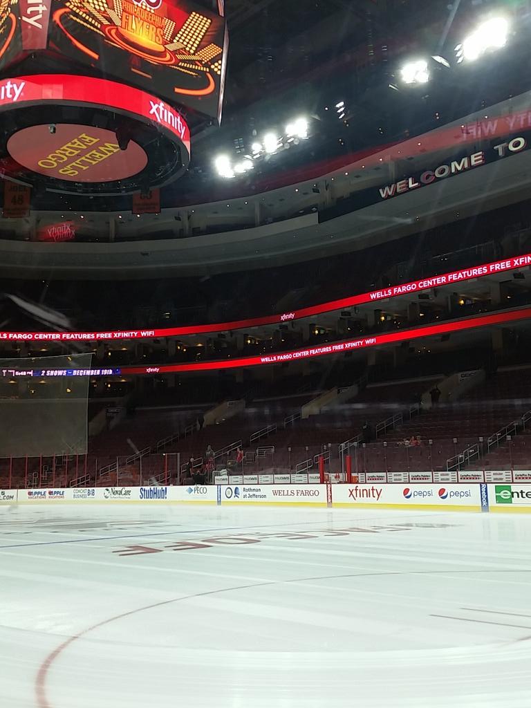 jorilextera's tweet photo. consecutive flyers home games attended: 97

#gettingcloseto100 #doesntreallymeananything #butwhatevs http://t.co/xoaFh43xfk