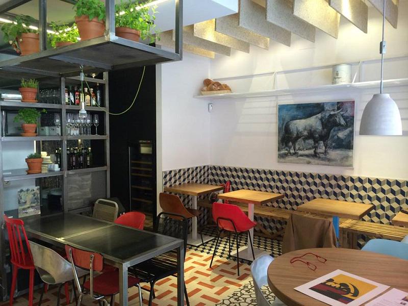 MadridSeduce's tweet photo. Hay una carta de amor a la @TabernaPedraza en el blog ¿La has leído? ---> https://t.co/MABqMSwDf4… #Madrid #foodies https://t.co/m240pUn5RM