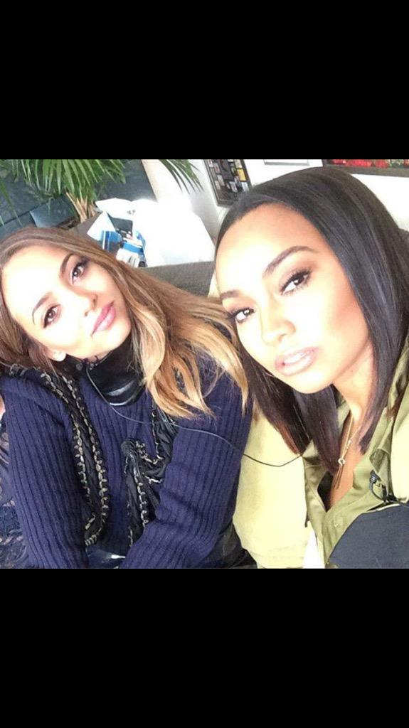 mixedirection's tweet photo. 🙈 I wanna meet them so bad! Love them 💕 @JadeMixOffic @Leigh_Love_Life #LittleMix #littlemixsingle2 http://t.co/hLkmhiGU4E