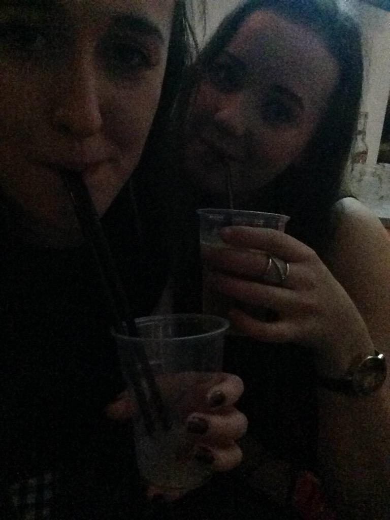 abs_hunt's tweet photo. My absolute all time faves @sineadlyster @DottieAllan http://t.co/clL2QIr0eh