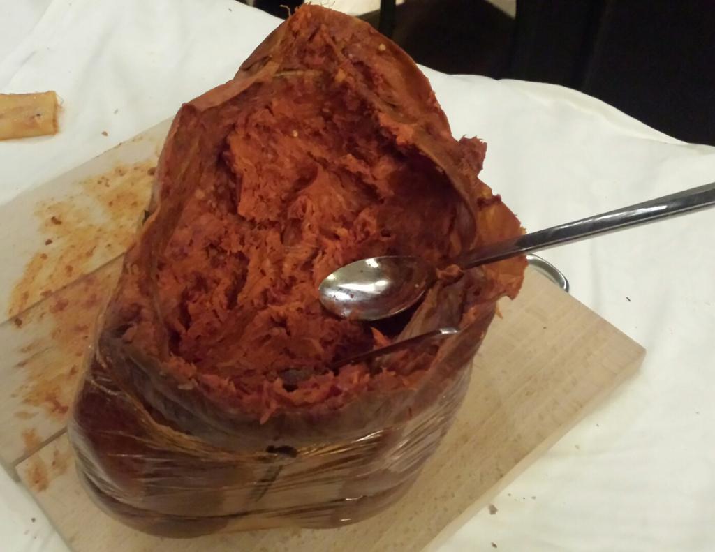 CatherineSimes's tweet image. You know you're out with the Calabresi when there's nduja + a spoon #filippos #ilsimposio #piazzacavour #inauguration