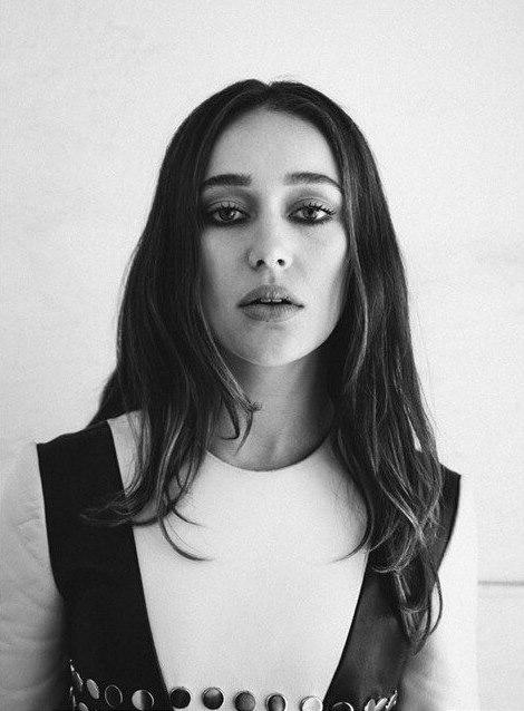 × n e w #AliciaClark .
× d e s c r i p t i v e .
× l i t e r a t e .
× R P | A U | M C
× #FTWD | #TWD