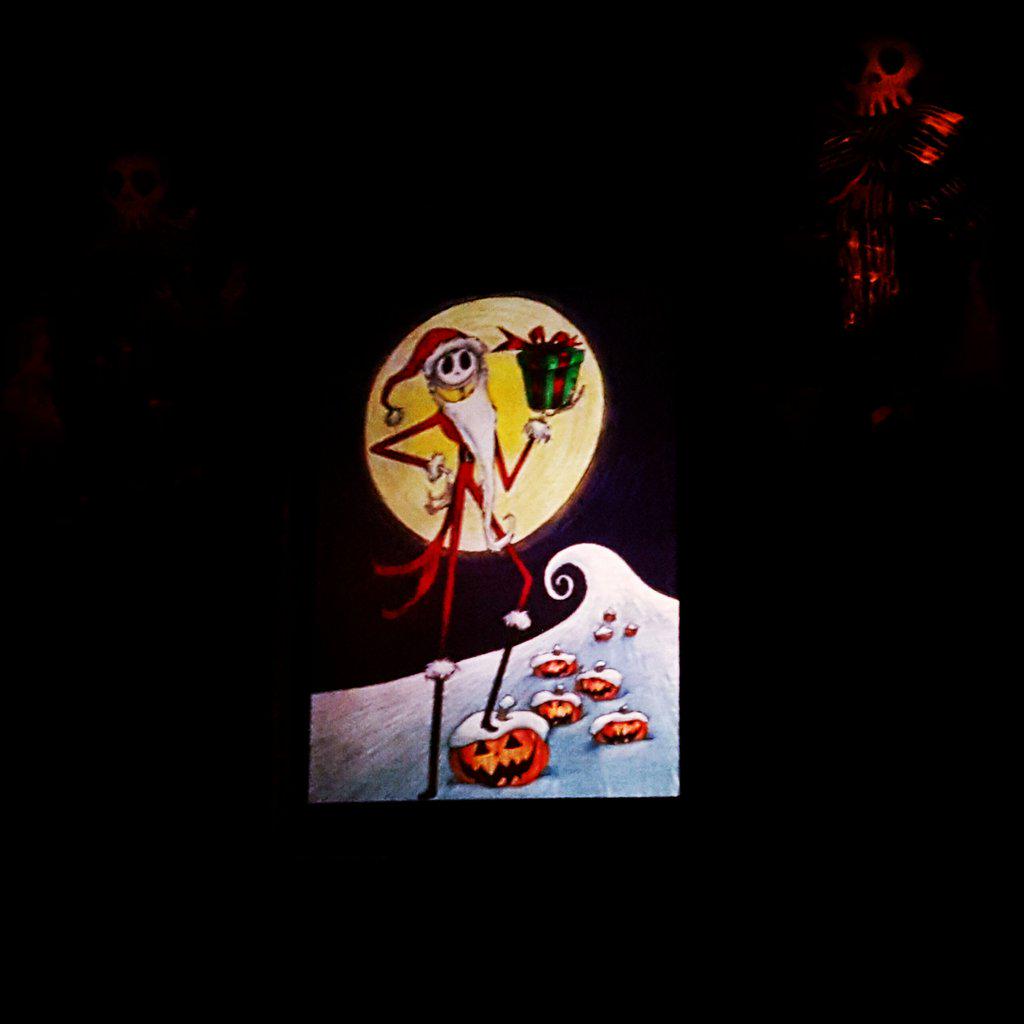 DisPhotoFanatic's tweet photo. Because I can't get enough of #hauntedmansionholiday 

#nightmarebeforechristmas #disneyland  #halloween #christmas http://t.co/kW04txni1B