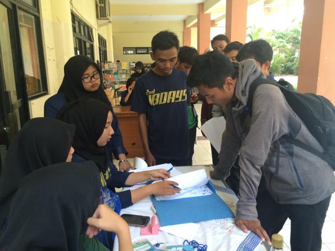2ndiBDays's tweet photo. Registrasi nasyid udah di mulai nih , yuk merapat 😊😄 http://t.co/TUimdoiIZG