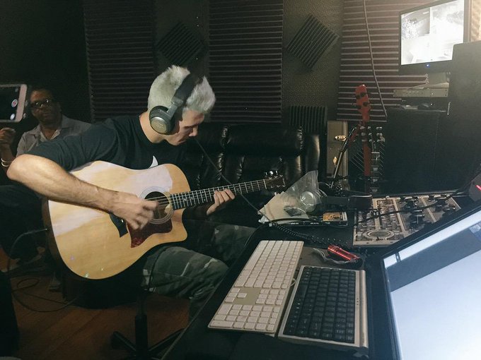 Studio session! Working on some amazing tracks! #guitar working @LVHempFest set @OfficialJackEL @IamNikkiPhoenix<a href="/tag/guitar"class="tags"><span>#guitar</span></a>