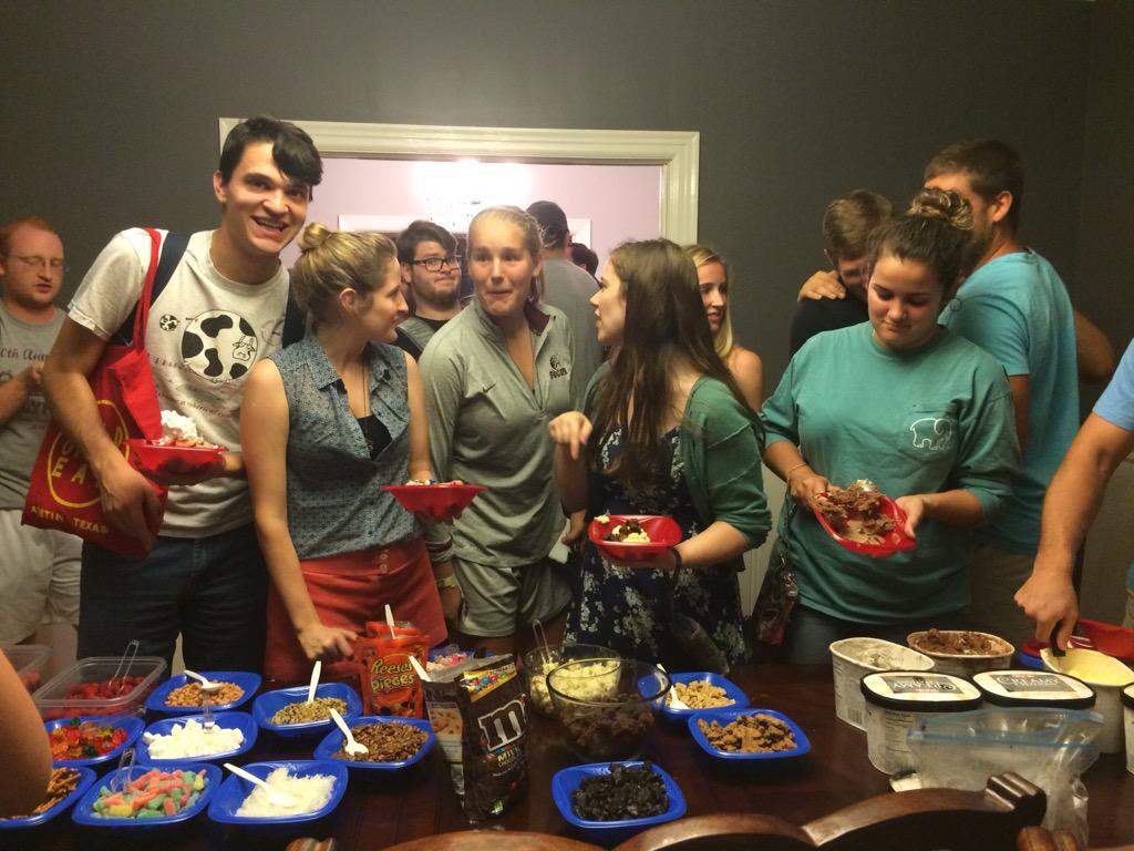 TUResLife's tweet photo. Sundae fun-day! Our student staff stays cool every day. Thanks for all of your hard work! #res4life @Trinity_U http://t.co/U6lf3u2X56