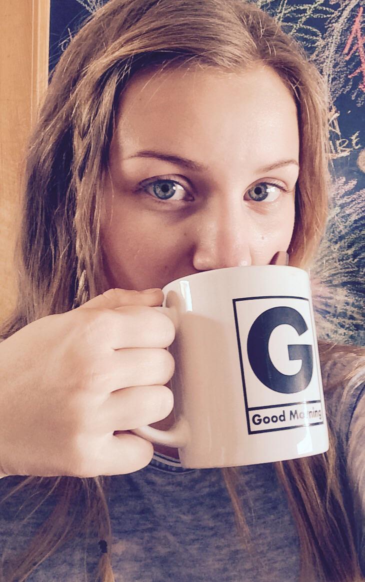 ViaStarling's tweet photo. @gerardway I take this mug everywhere with me. no way I can enjoy my coffee without it. http://t.co/Yw0Az5xtby