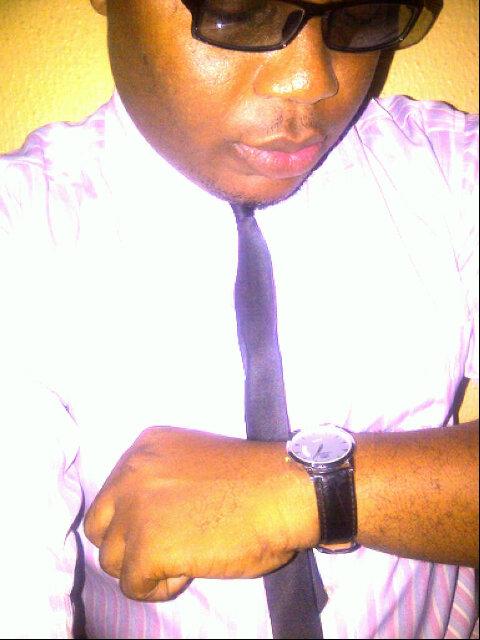 pompin_36801's tweet photo. Hbd and llnp to me@937RhythmFm and I wish my best ever station to plzzzzz wish me Happy birthday http://t.co/HFIUzdThSF