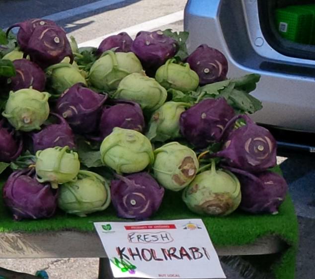 BoscoFarms's tweet photo. Apple Cabbage better known as Kholrabi! 2 have more Vitamin C than a bag of oranges! Shred it in slaw or saute it! http://t.co/8MJzbCx49U