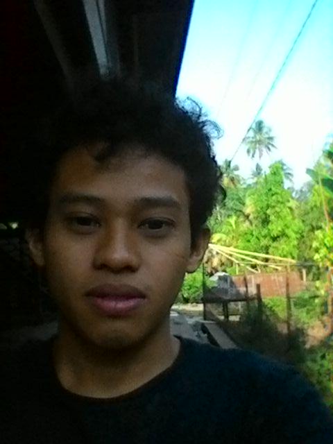 Selamat pagi dunia, terima kasih telah menampakkan wajah yang cerah di pembukaan oktober ini