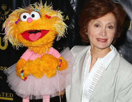 Happy Birthday to Muppeteer Fran Brill, the puppeteer of Zoe, Prairie Dawn, Roxie Marie, and Little Bird. Enjoy it! 