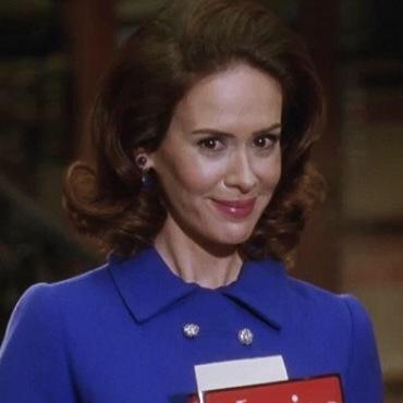 Please welcome and follow our Lana Winters: @mrslanawinters