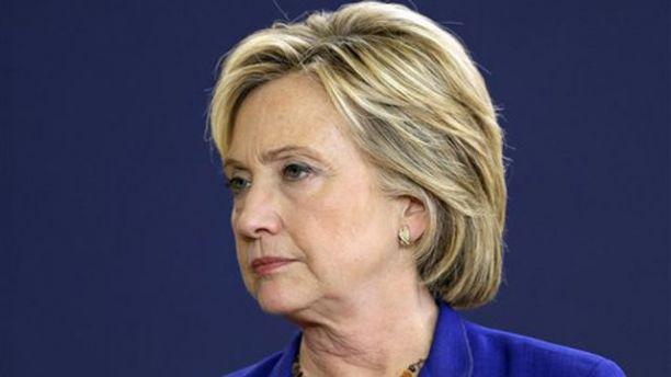 Hillary Clinton minacciata dagli hacker russi.