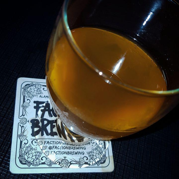 SeverinkaSol's tweet photo. #AthenaSour #BeerStyle #BeerHead #BeerAmbiance #InstaBeer #Beeritude #Beerigami #BeerFines… http://t.co/0bZIbBSHOJ http://t.co/BYUl2wn9id