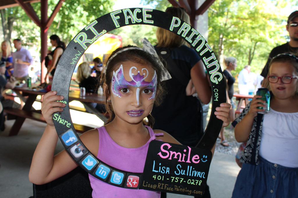 blahblahbla35's tweet photo. Did you know #princessbutterfly is a thing? #Marketing my #brand and #facepainting #lisasullivan http://t.co/G2UPutqQ4A