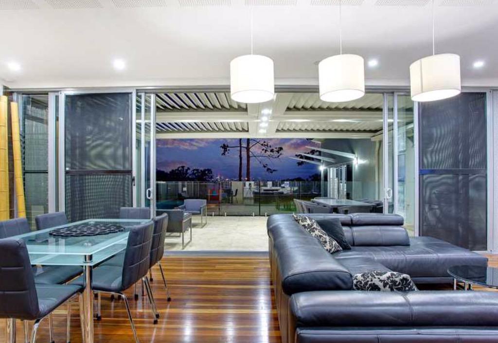 RichFutureGoals's tweet photo. Contemporary mansion in Australia 🙌 http://t.co/BYrtACf5MV