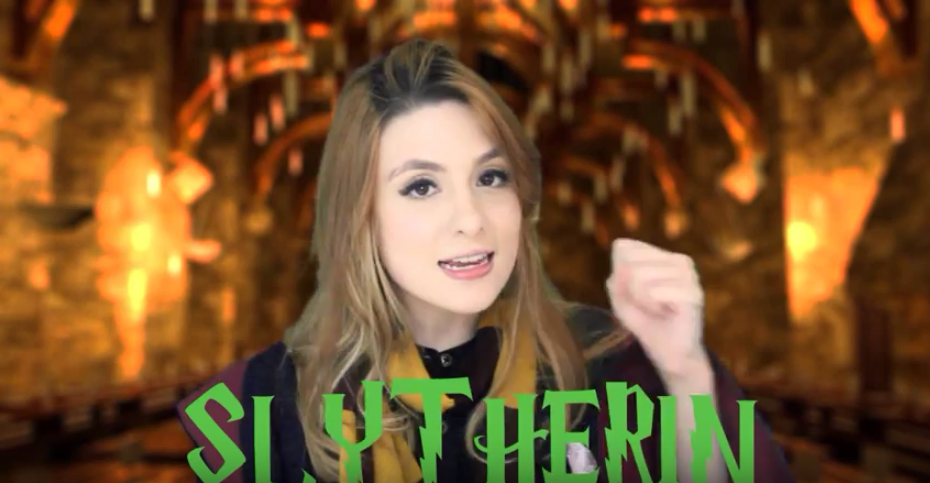 RevellesFans's tweet photo. @RaizaRevelles  Slytherin es la mejor casa de hogwarts #PoderSlytherin #Slytherin http://t.co/o9TkBZAUsu