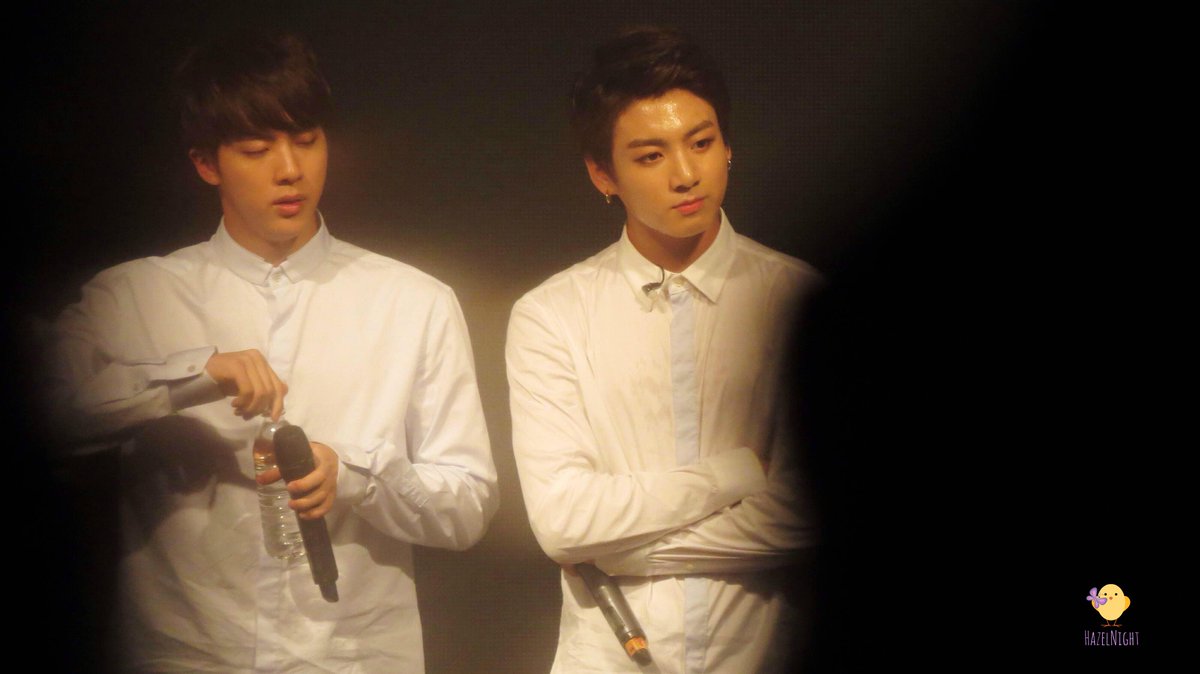 HazelNightVK's tweet photo. 150927 Highlight in Toronto #BTSinToronto #HighlightTour http://t.co/AhemkXI8YX