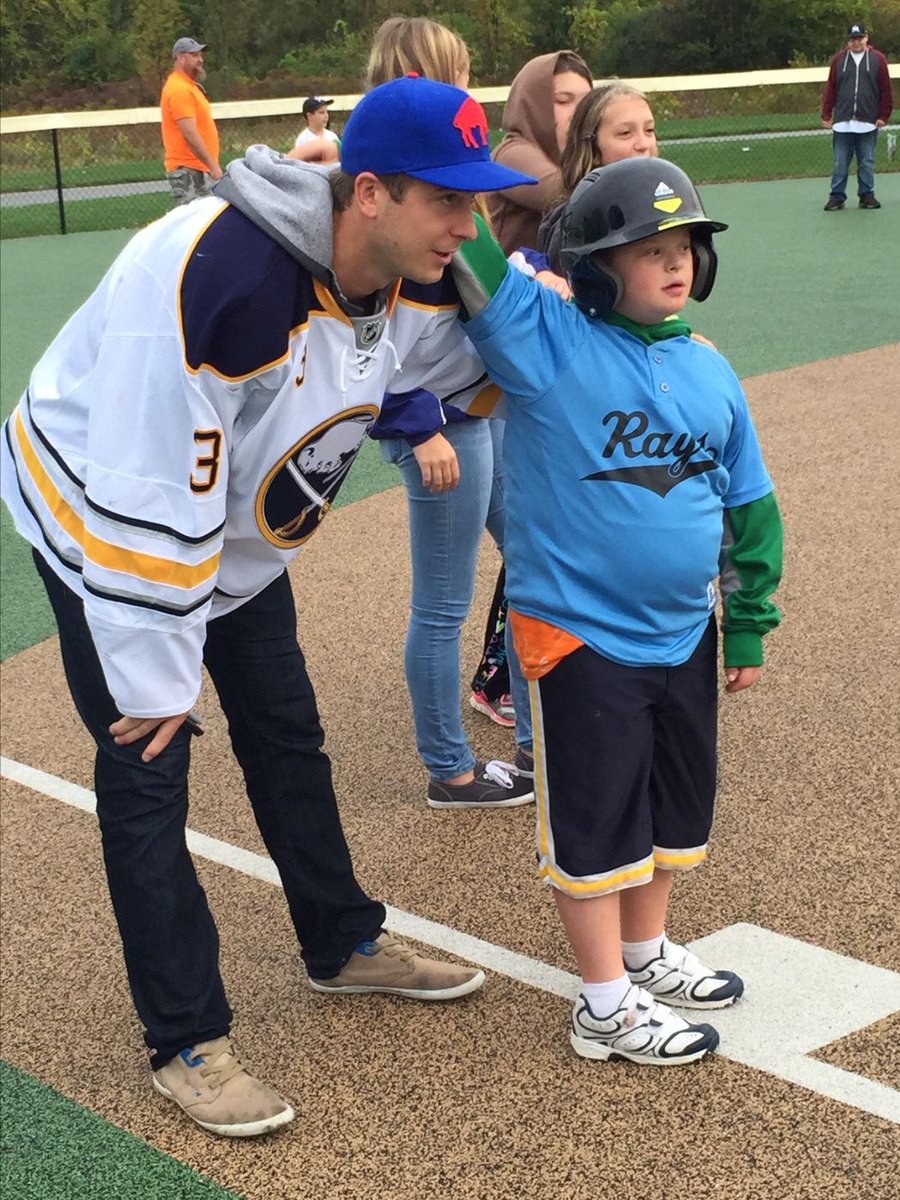 Thank you to the Buffalo Sabres and Sabres Alumni for coming out to the Miracle League!