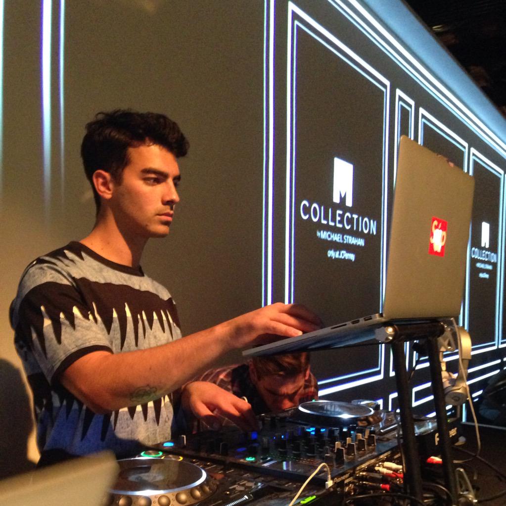 jcpenney-on-twitter-the-one-and-only-joejonas-spinning-at