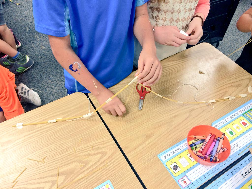MrsRogoff2's tweet image. Engineers in the making! #marshmallowchallenge #makerproject