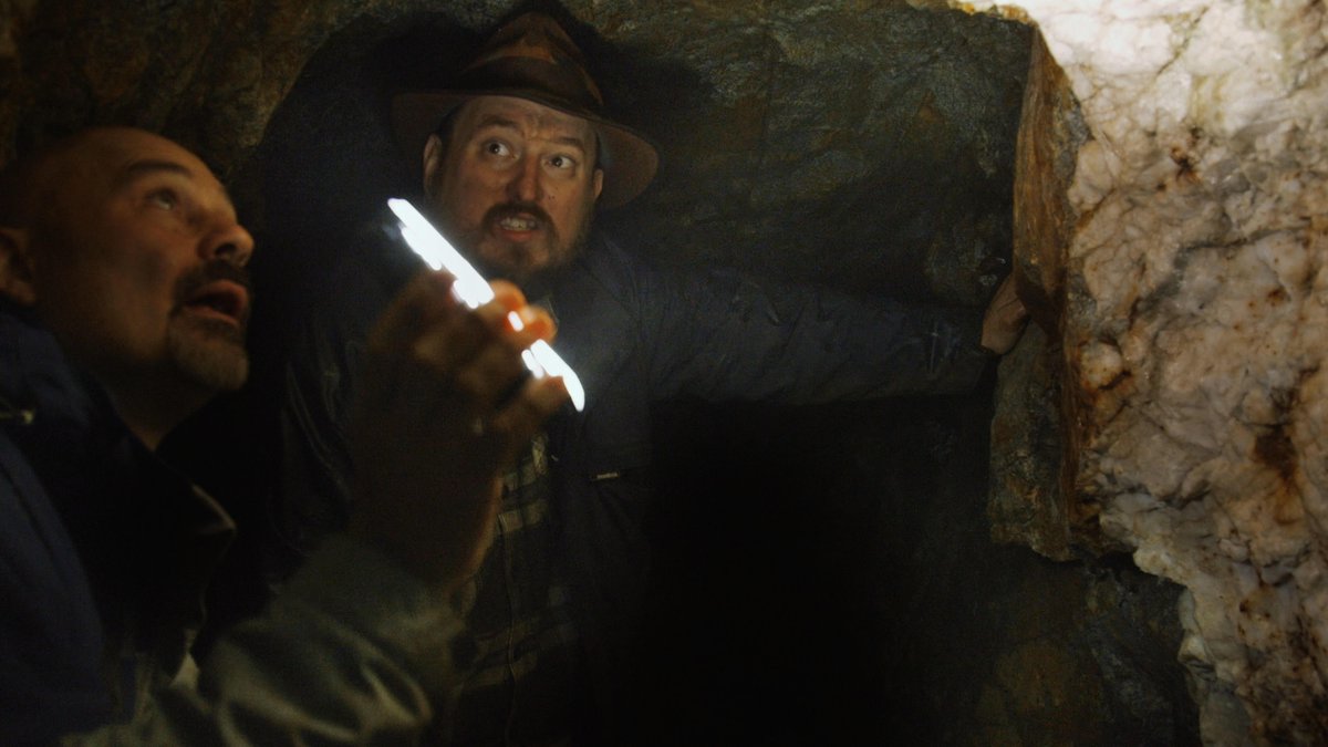 FrozenGoldTV's tweet photo. OMG!  #FrozenGold .@HistoryTVCanada @FrozenGoldGreg @FrozenGoldDaryl  That is super cool!  And creepy. http://t.co/IVTB94FydV