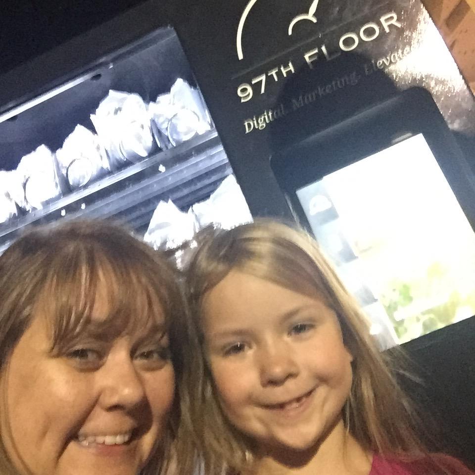 decarjo's tweet photo. Thanks for a great night! #10yearsof97 #DM403 @97thfloor http://t.co/rvfVXOzXp7