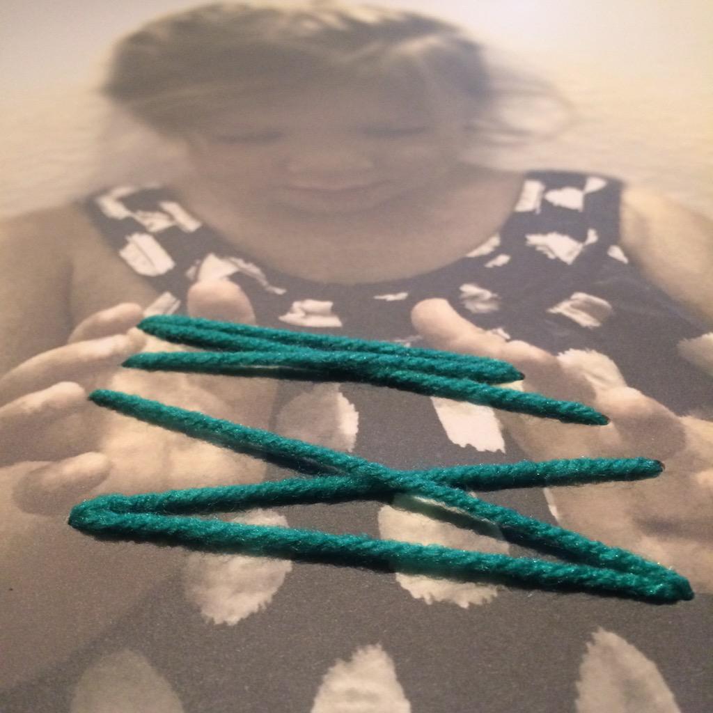 TheUpSideUp's tweet image. Cats Cradle :: finished piece for a charity auction. #yarn #classiccrest #integerfun #tiggallerynight