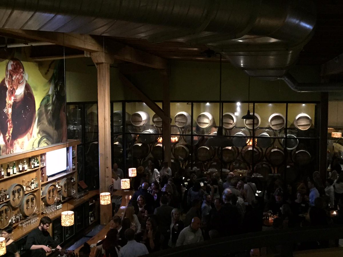 ideation_studio's tweet photo. Hospitality industry gathers @CityWineryCHI #newhchicago
Fun night out #supportingscholarships http://t.co/tdBLNd5DkR