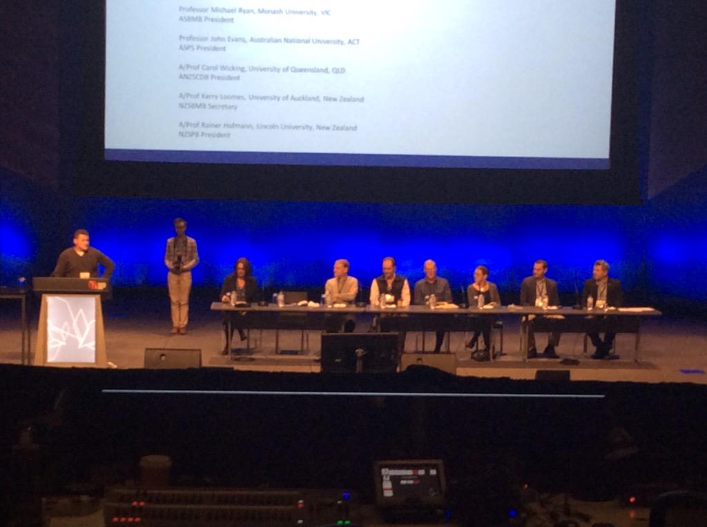SassStem's tweet image. Student awards time @ComBio2015 #combio2015 at the closing ceremony