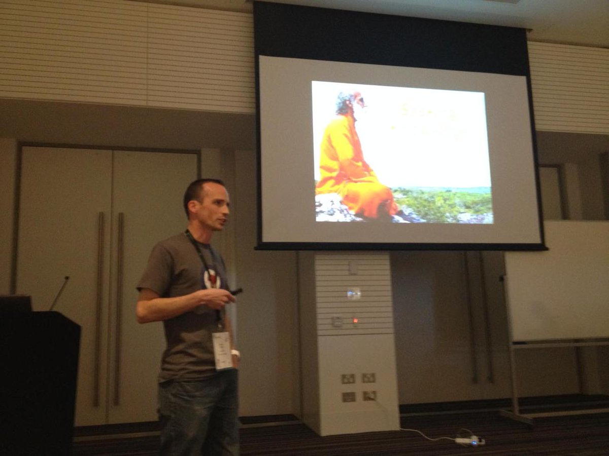 AckerJoe's tweet photo. Hayden showing us how to get connected online #PAIC2015 #PAICFOAM http://t.co/P1HvF83yOg