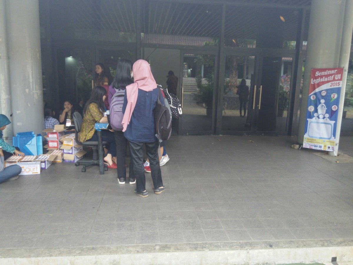 semlegUI2015's tweet image. Ayoooo guys segera regist, udah banyak yang dateng loh